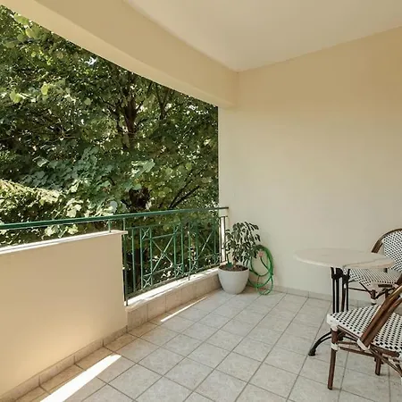 Tommy'S Family Apartment Katerini Exterior photo